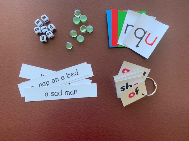 teaching materials letter tiles, ring cards, letter dice, phrase strips